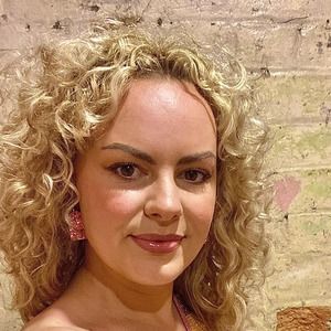 Meet your Posher, Louise